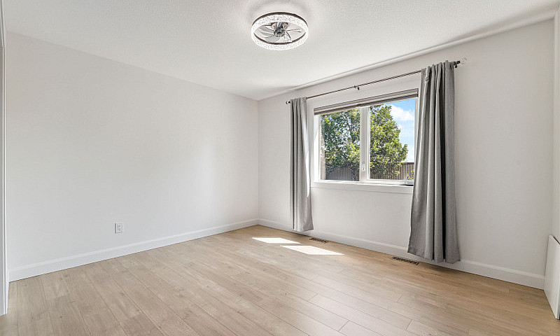 House For Sale – 393...