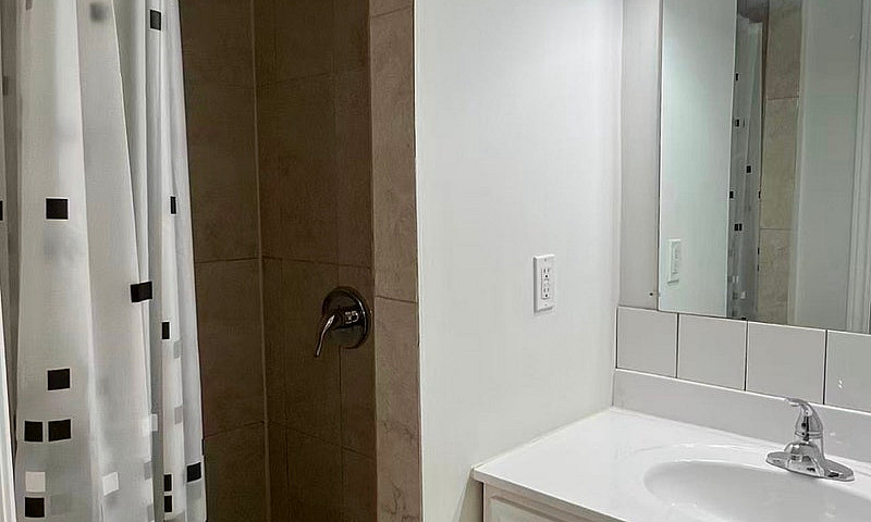 1 Bed Basement Apt -...