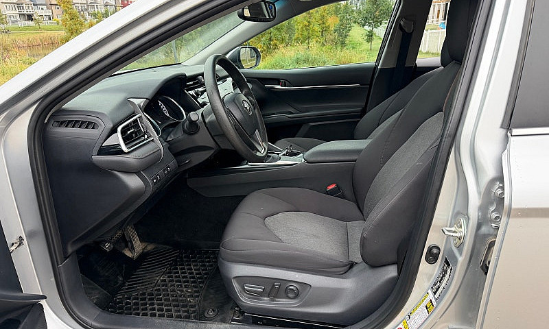 Toyota Camry 2018 Le...