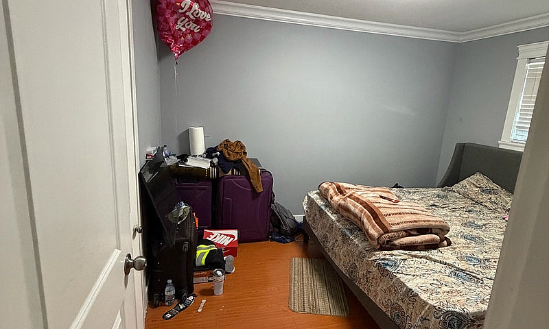 1 Bed 1  Bath Privat...