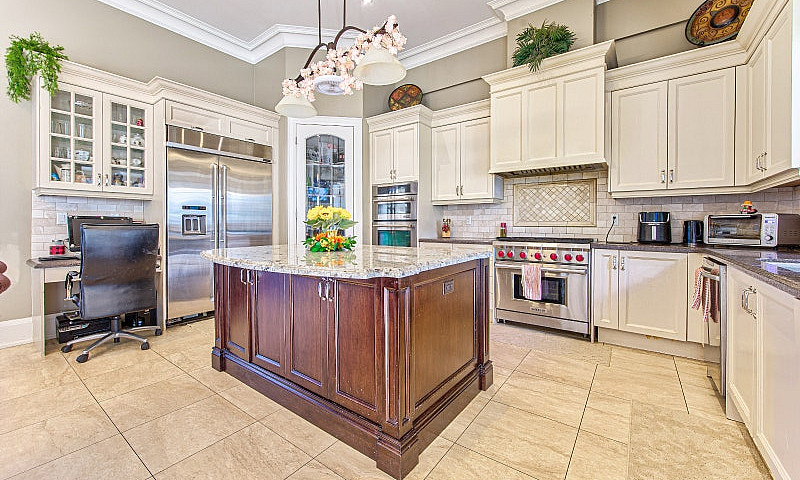 Luxury House For Sal...
