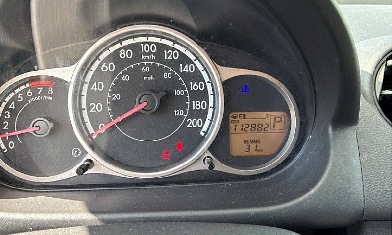 112000 Km Mazda-2 Au...