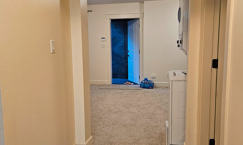 2 Bedroom Basement S...