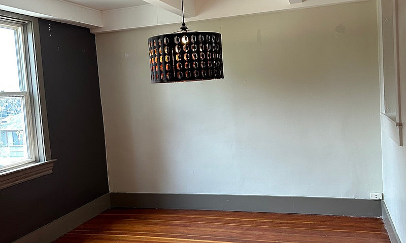 **3Bed 1Bath Duplex ...