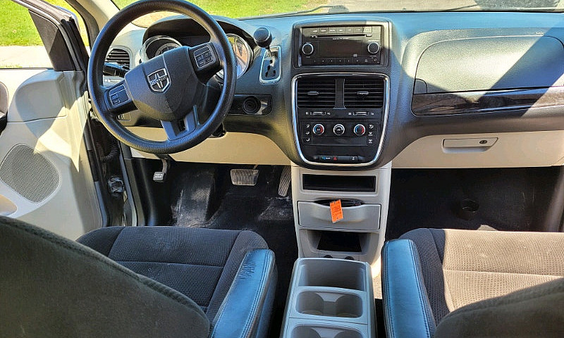 2013 Dodge Caravan ...