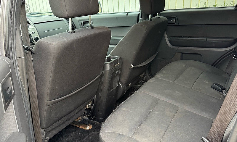 2010 Ford Escape Xlt...