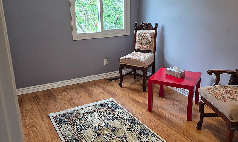 Spacious, Updated 3-...