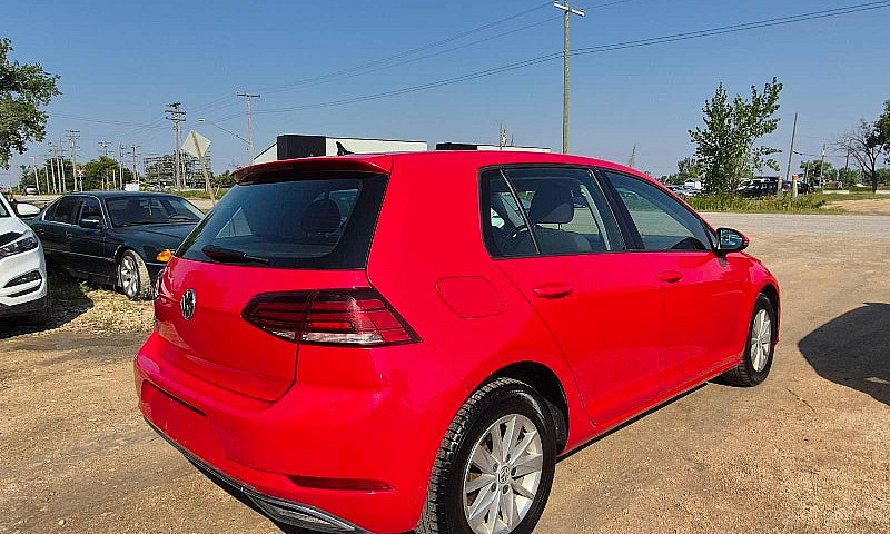 2019 Volkswagen Golf...