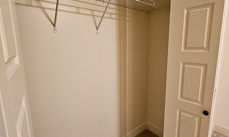 2 Bedroom Basement S...
