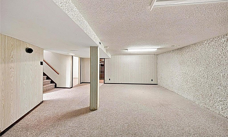 3 Bed Home On .62 Ac...