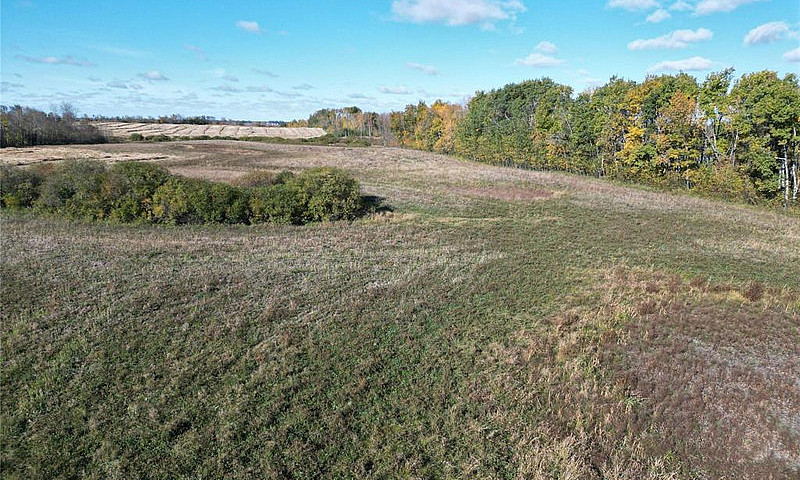 160-Acre Heritage Fa...