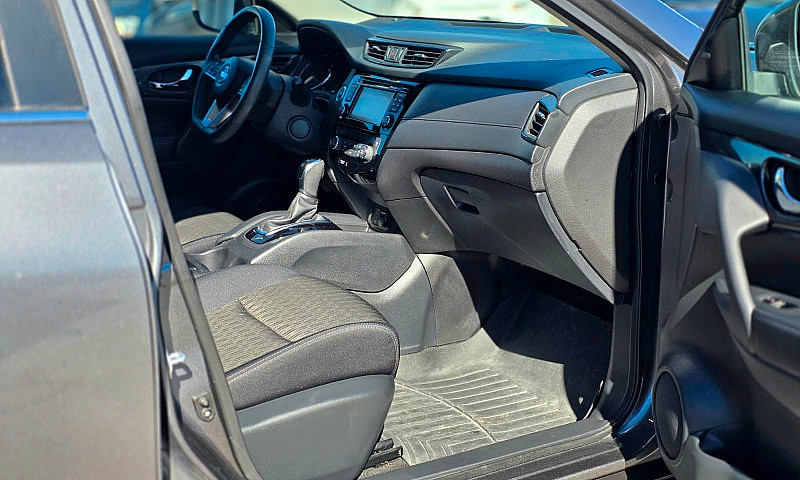 2017 Nissan Rogue Sv...