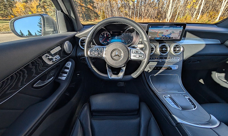 2021 Mercedes Glc 30...
