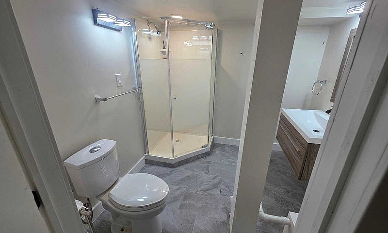 Reduced 5 Bedroom, F...