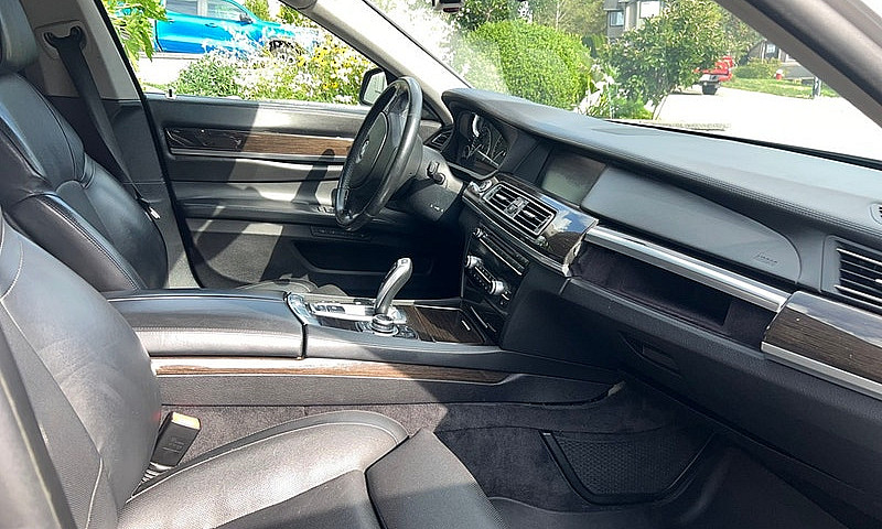 Bmw 7-Series...