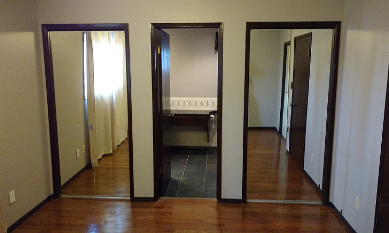 Large 5 Bedroom Bung...