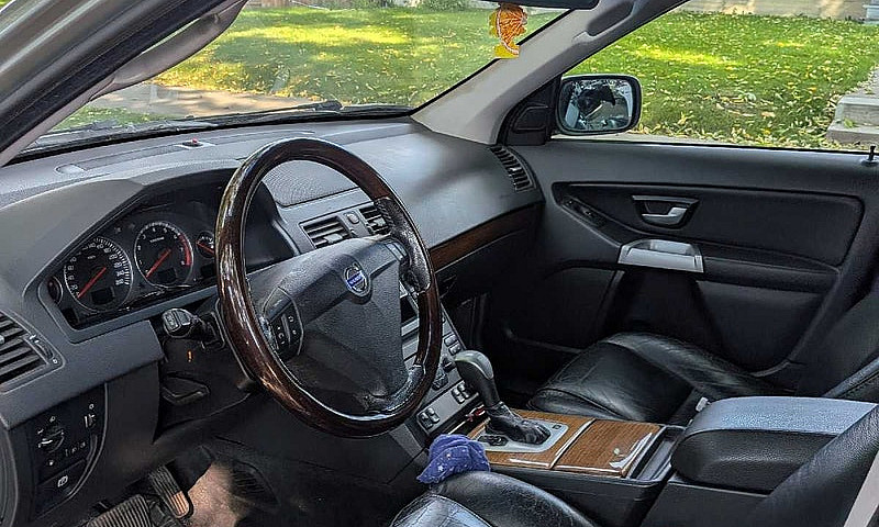 2006 Volvo Xc90...