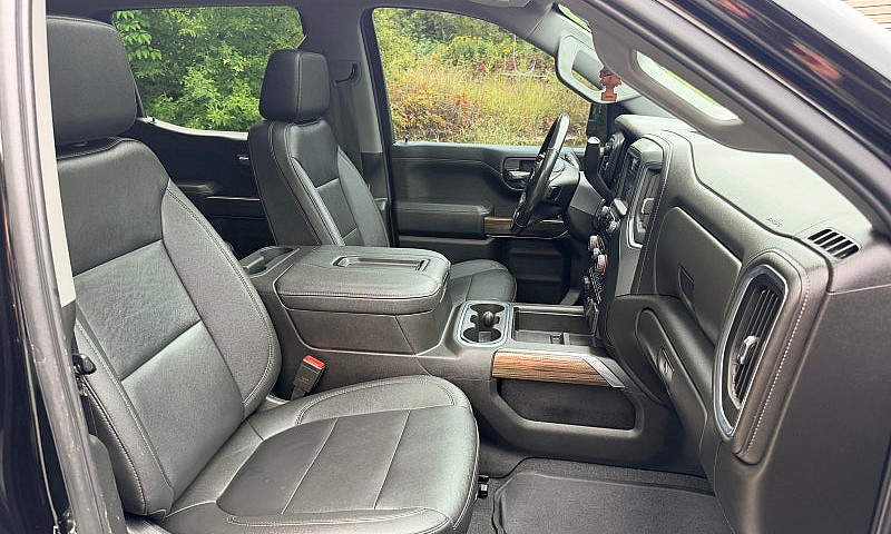 2022 Chev Trail Boss...