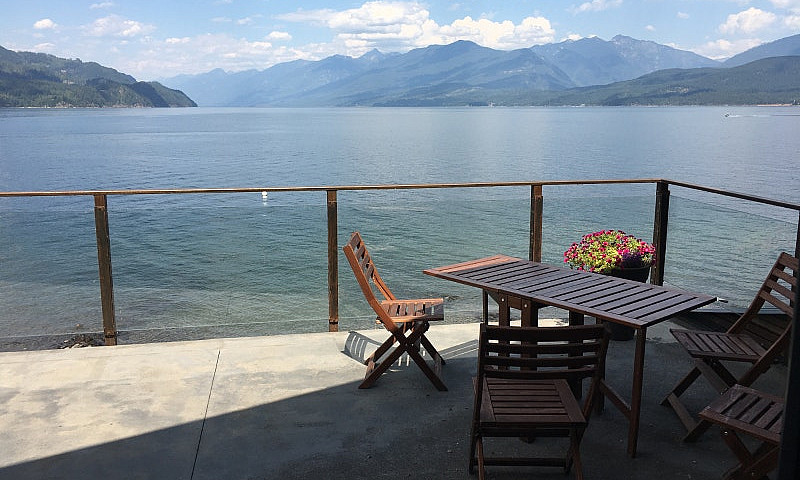 Gorgeous Lakefront 1...
