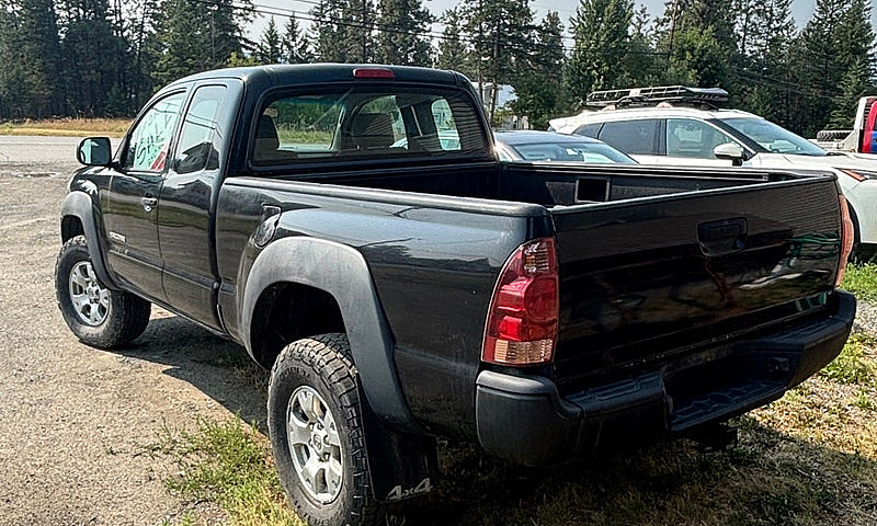 Toyota Tacoma Access...