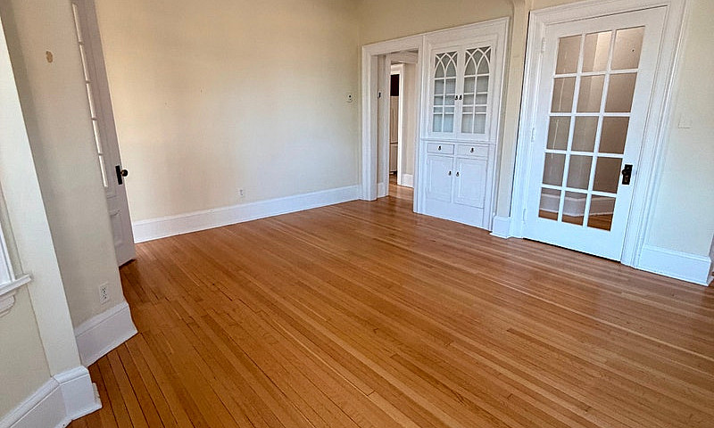 Apartment For Rent N...