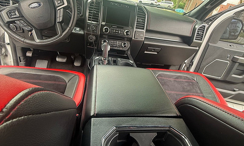 Ford F150 Lariat!...