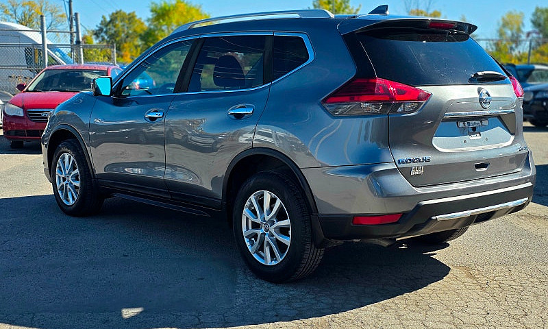 2017 Nissan Rogue Sv...