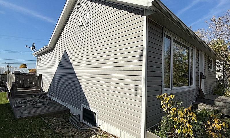 House For Sale 412 G...