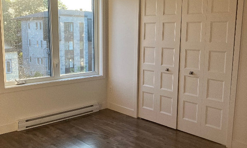 Appartement 5 1/2 À ...