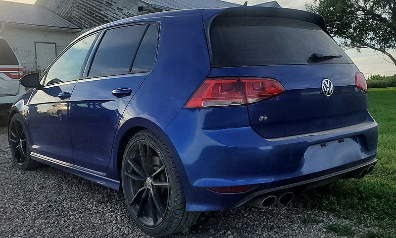 2017 Volkswagen Golf...