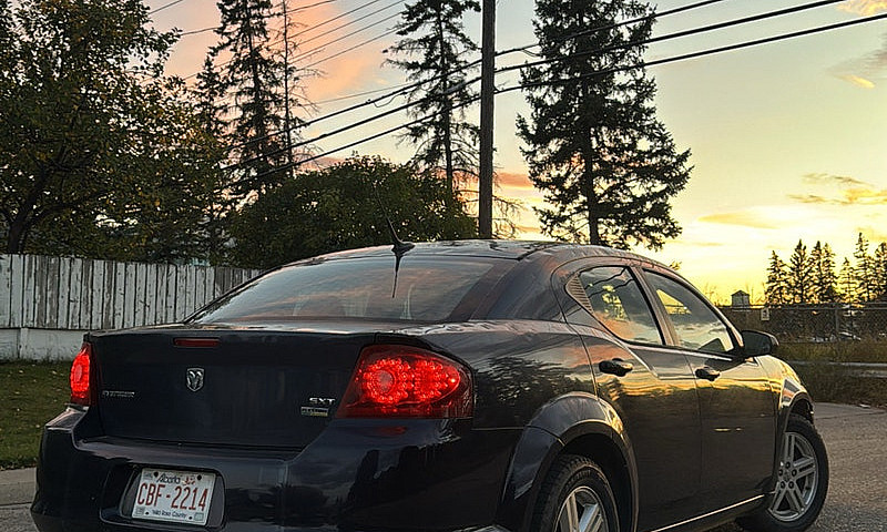 Dodge Avenger 2011...
