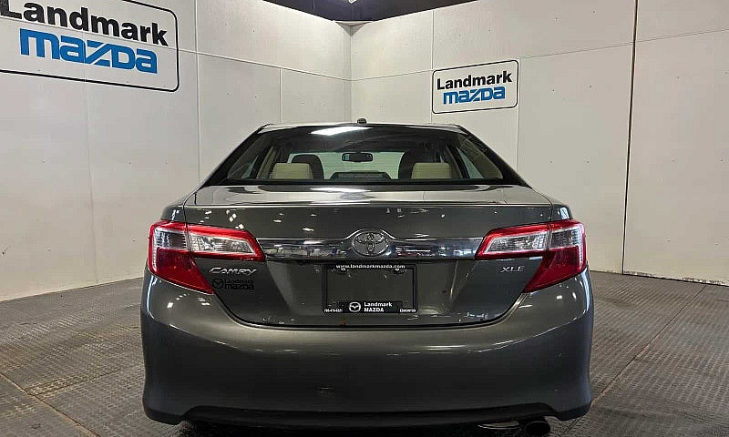 2012 Toyota Camry ...