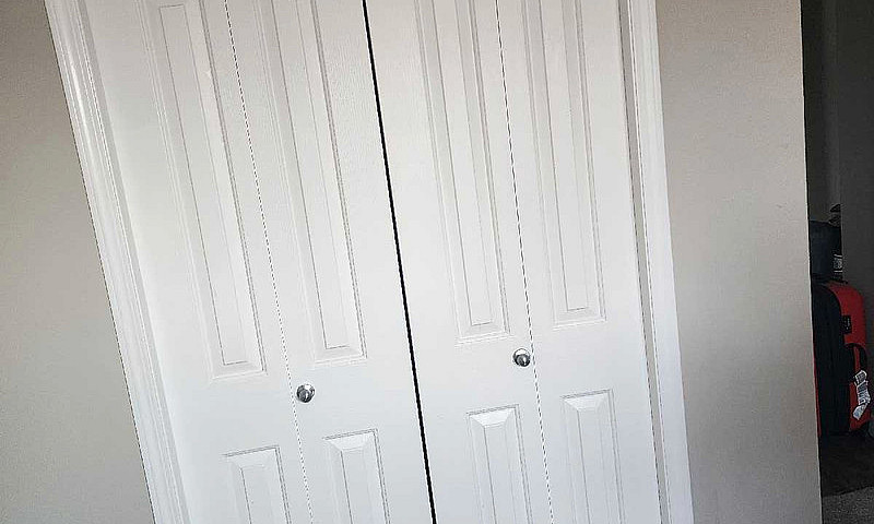 Private Rooms For Re...