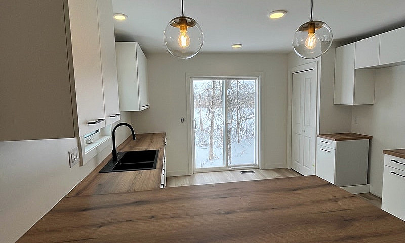 New Beautiful 4 Bdr ...