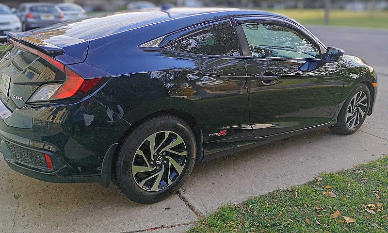2018 Honda Civic Cou...