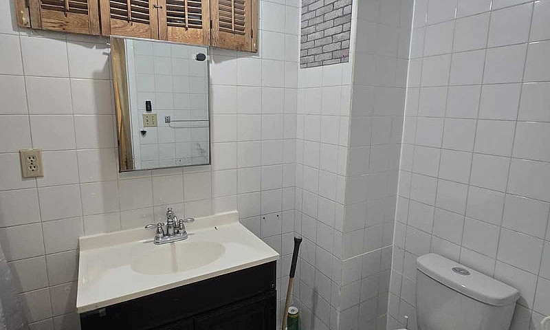 Basement Apartment F...