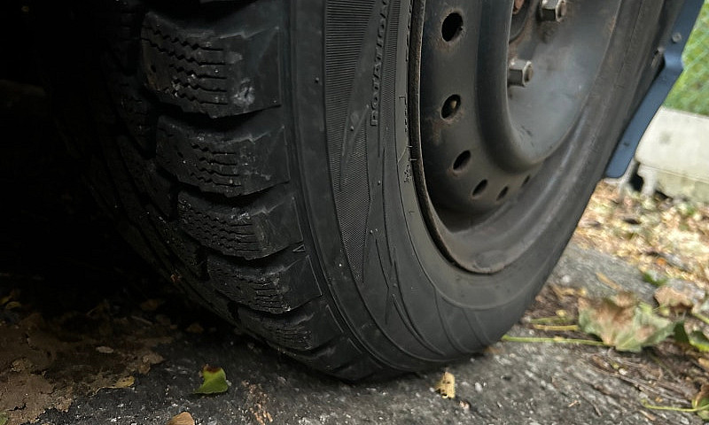 Winter Tire With Rea...