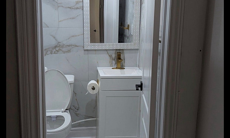  Fully Renovated Hou...