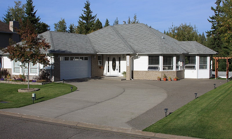 For Sale - 2304 Sadl...
