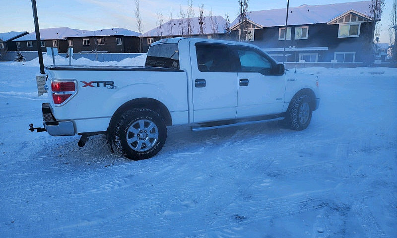 2013 Ford F150 Xtr 4...
