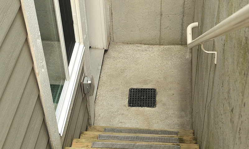 1Br Basement Suite I...