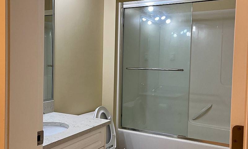 2 Bed 1 Bath Suite...