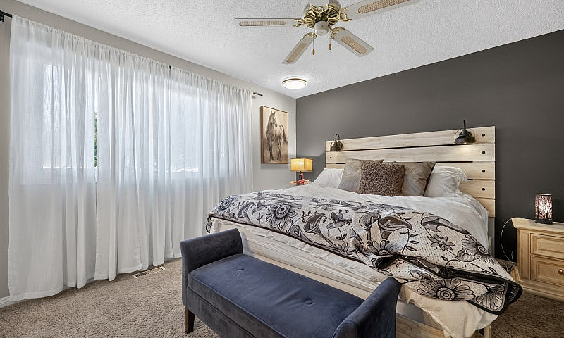 4 Bedroom In Bon Acc...