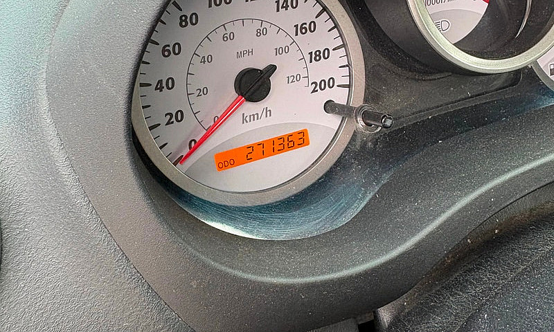 2004 Toyota Rav4...