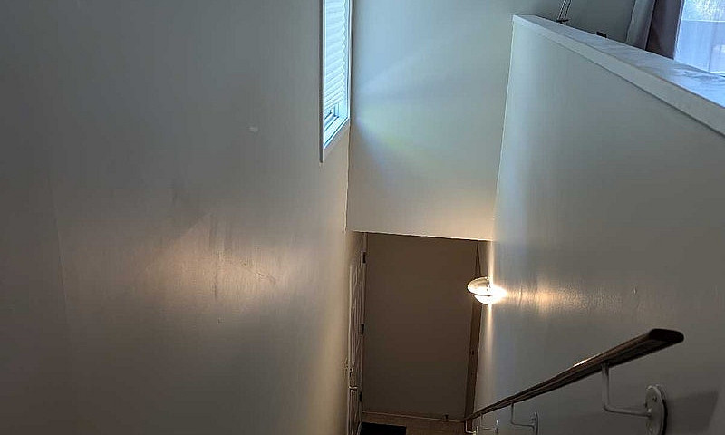 2 Bed, 1.5 Bath Subl...