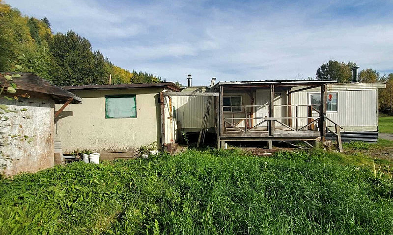 1974 Mobile Home...