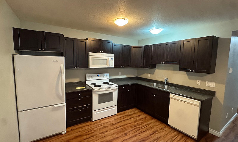 2 Bedroom Basement F...
