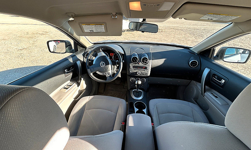 Nissan Rogue 2010 Tr...