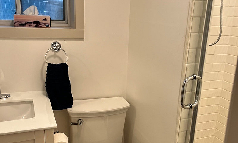 Lakefront 1-Bedroom ...