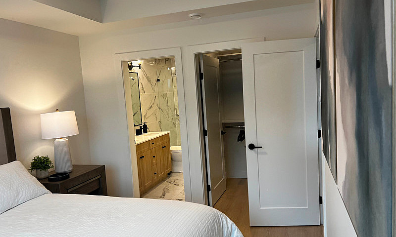 Furnished 2Bd 2Ba Co...